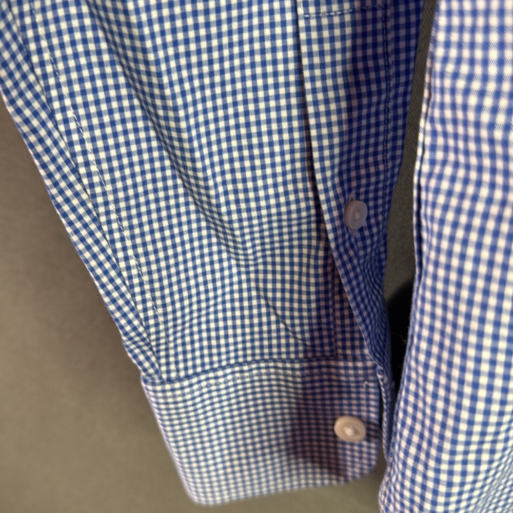 J.Crew Men's Blue Checkered Shirt size medium button-down - Picture 5 of 6